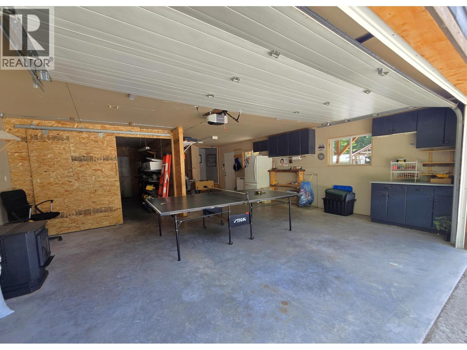 2490 KRESTON STREET - 18