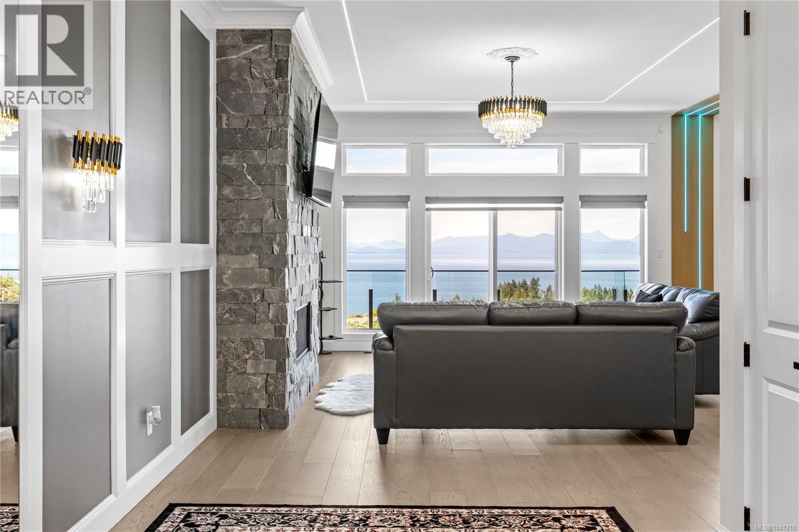 4990 Laguna Way - 6