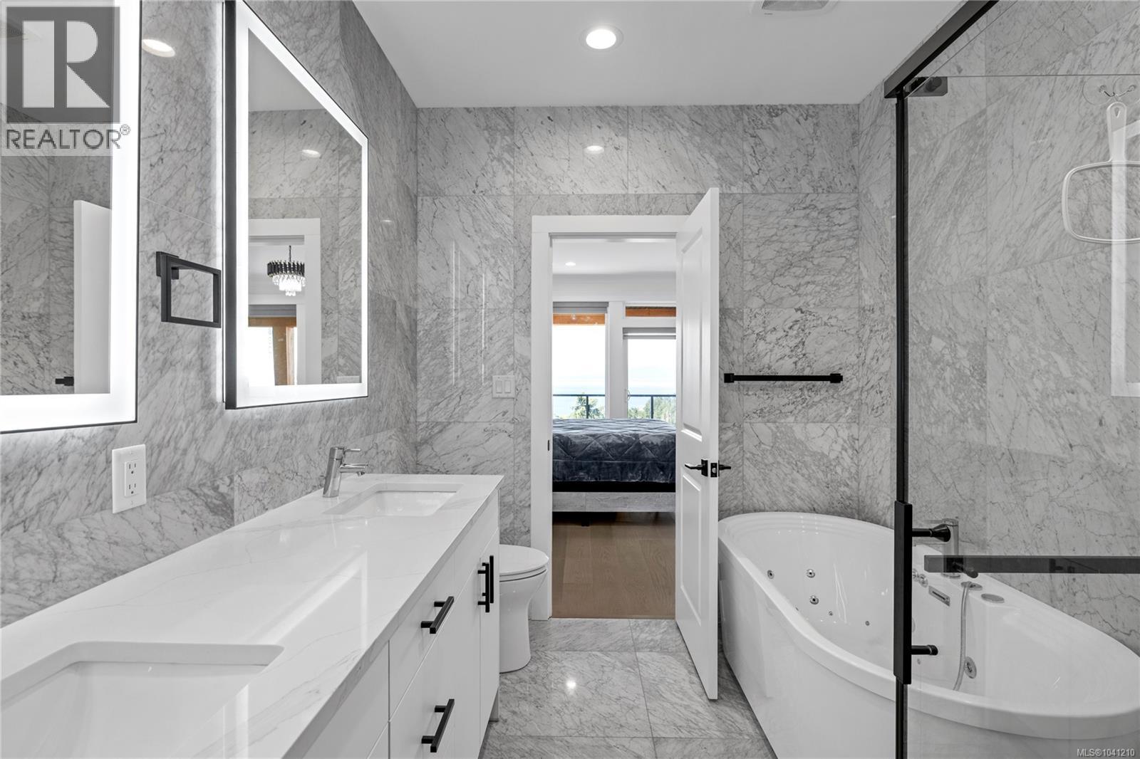 4990 Laguna Way - 36