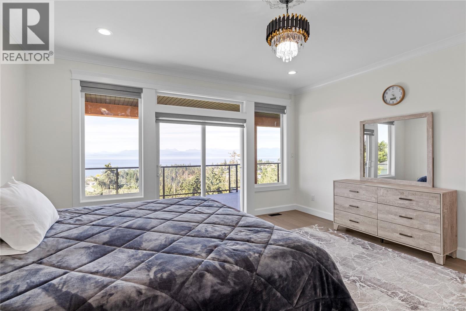 4990 Laguna Way - 32