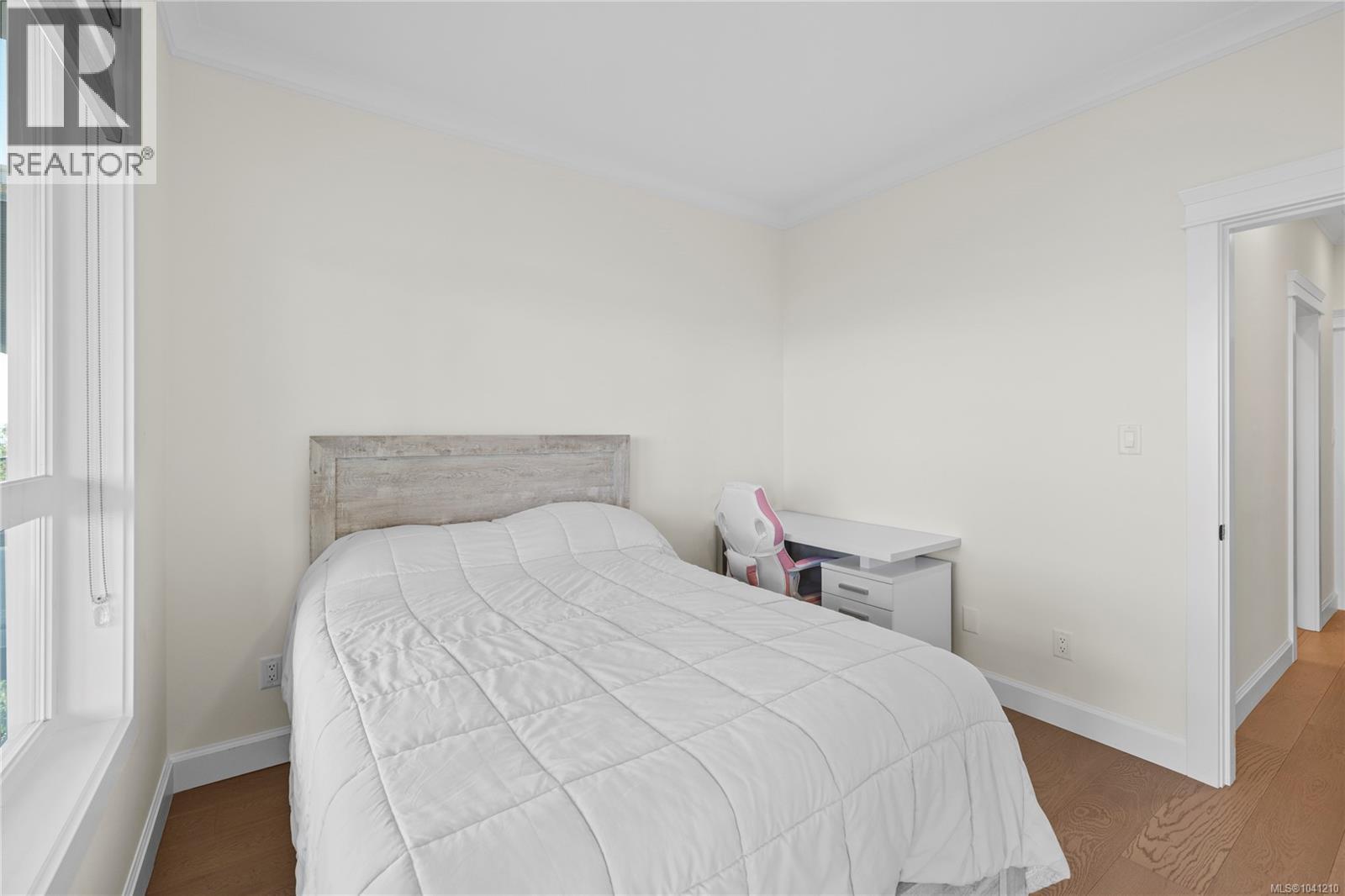4990 Laguna Way - 38
