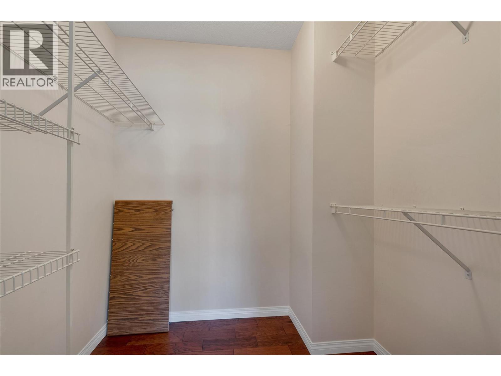 #16 2710 Allenby Way - 23
