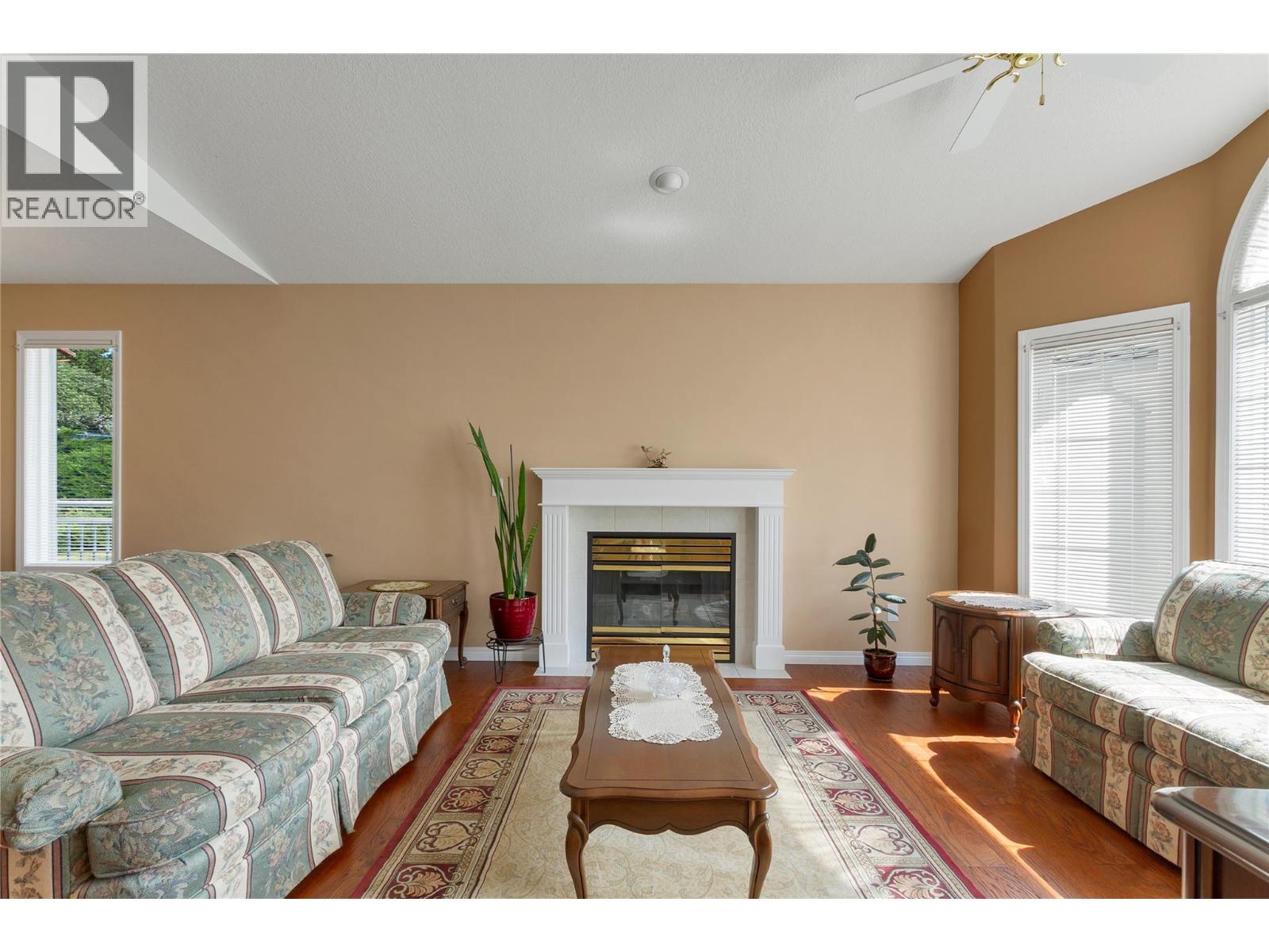 #16 2710 Allenby Way - 5