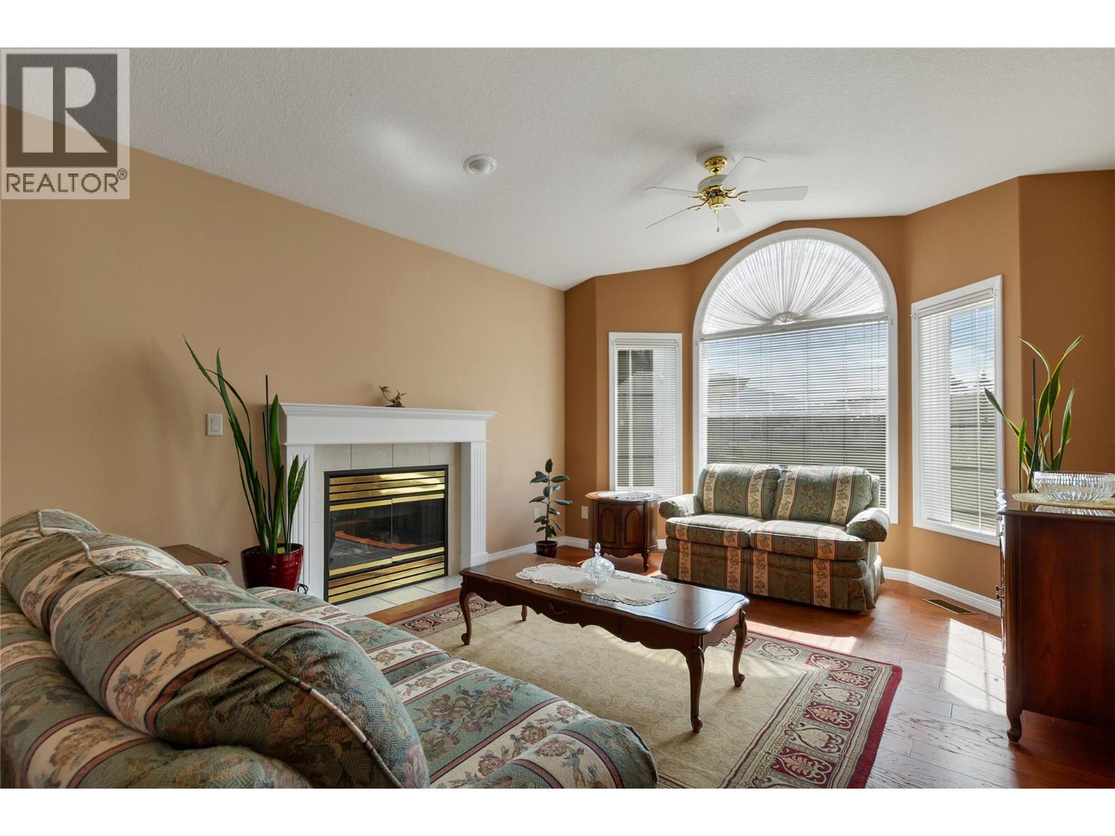 #16 2710 Allenby Way - 4