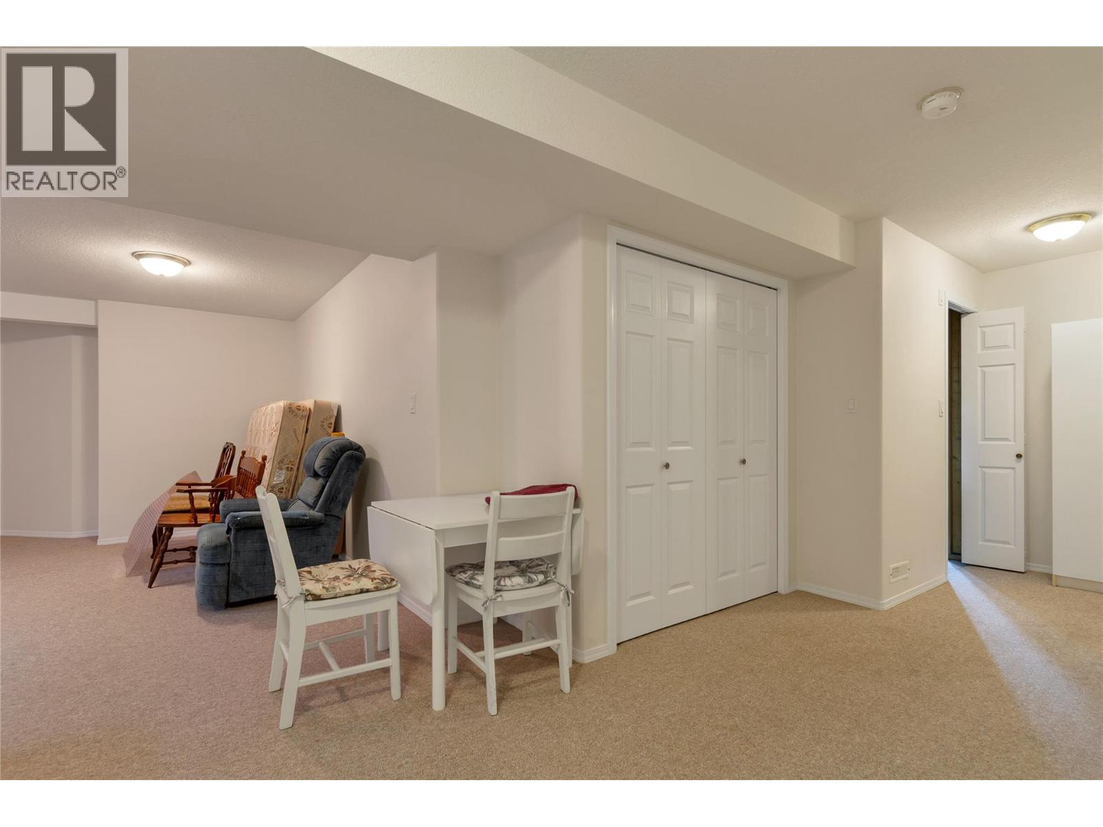 #16 2710 Allenby Way - 27