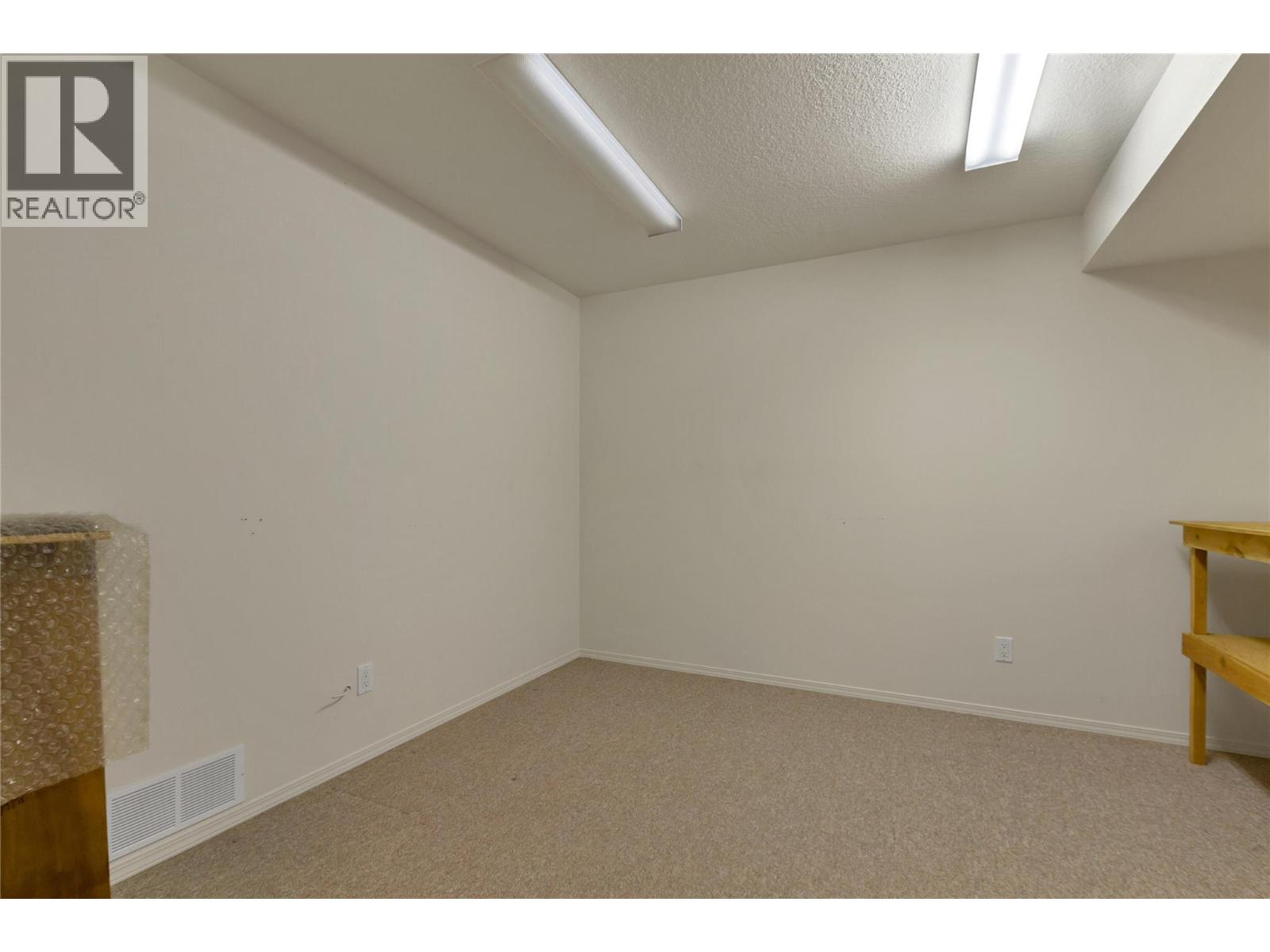 #16 2710 Allenby Way - 29