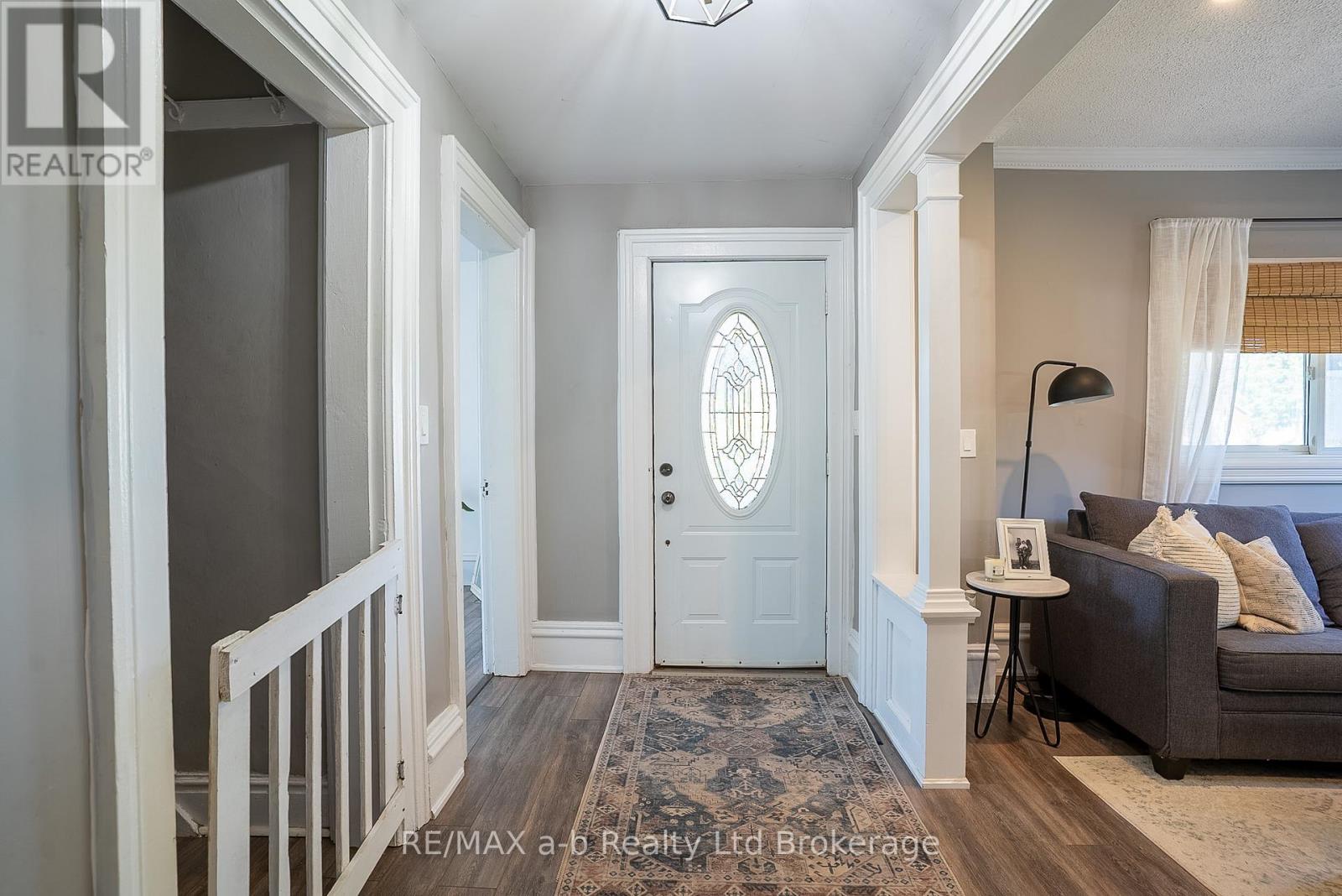 80 STOVER STREET N - 19