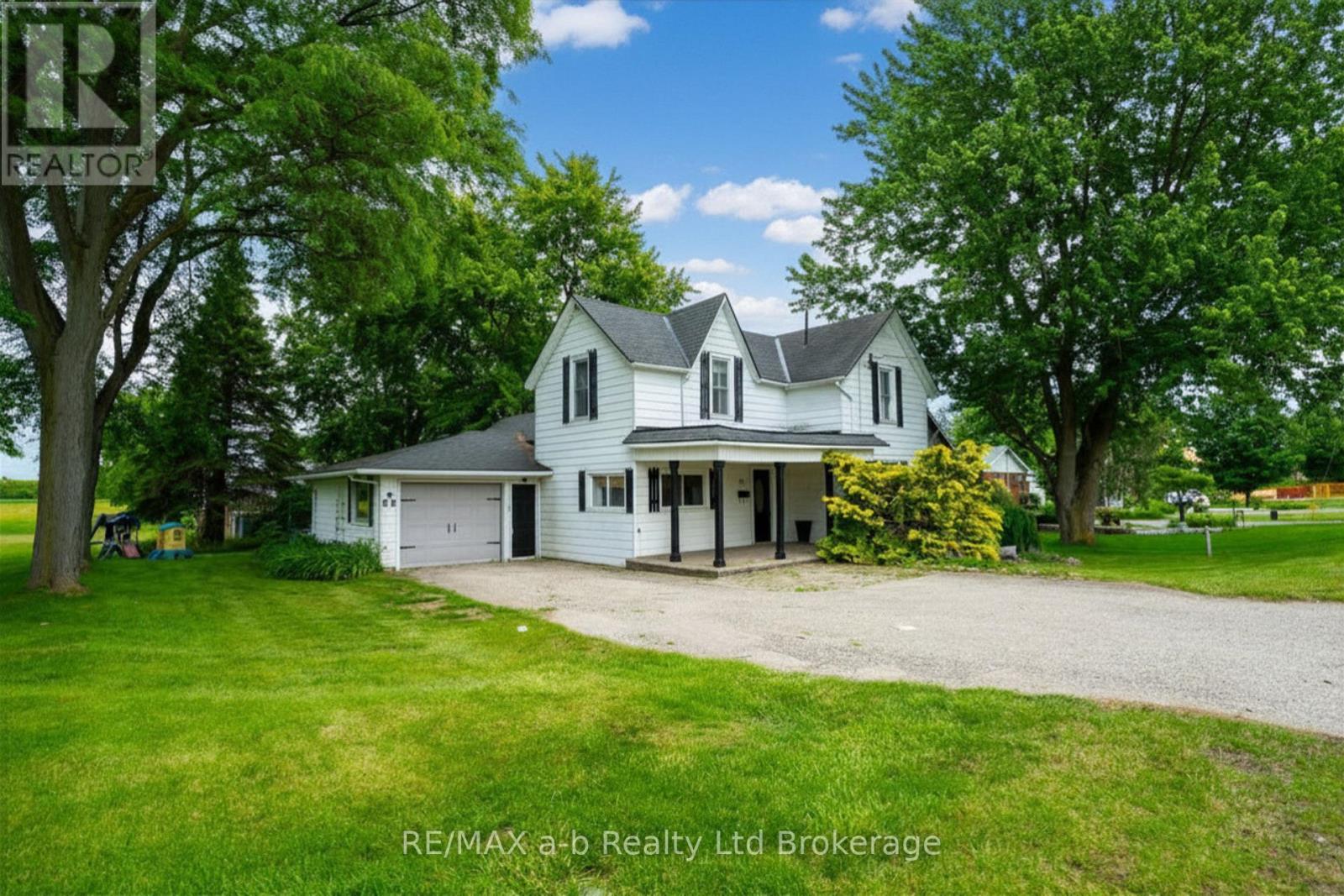 80 STOVER STREET N - 1