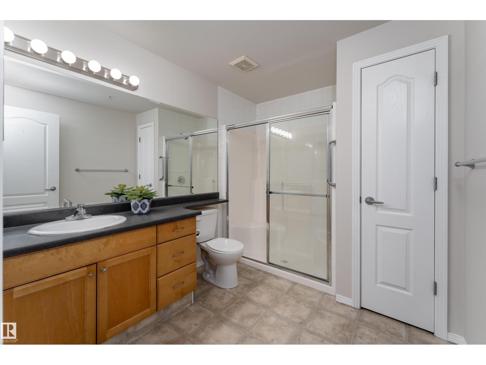 #404 12111 51 AV NW - 18