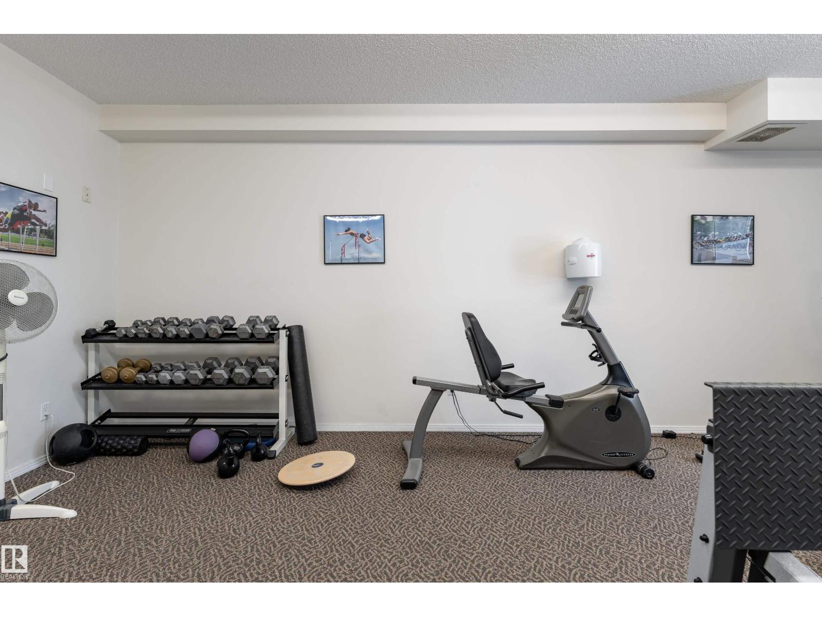 #404 12111 51 AV NW - 35