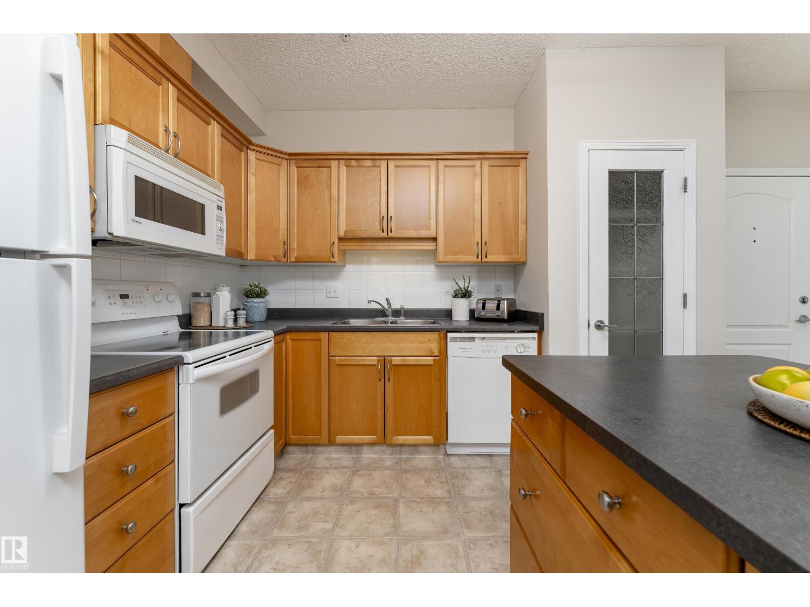 #404 12111 51 AV NW - 4