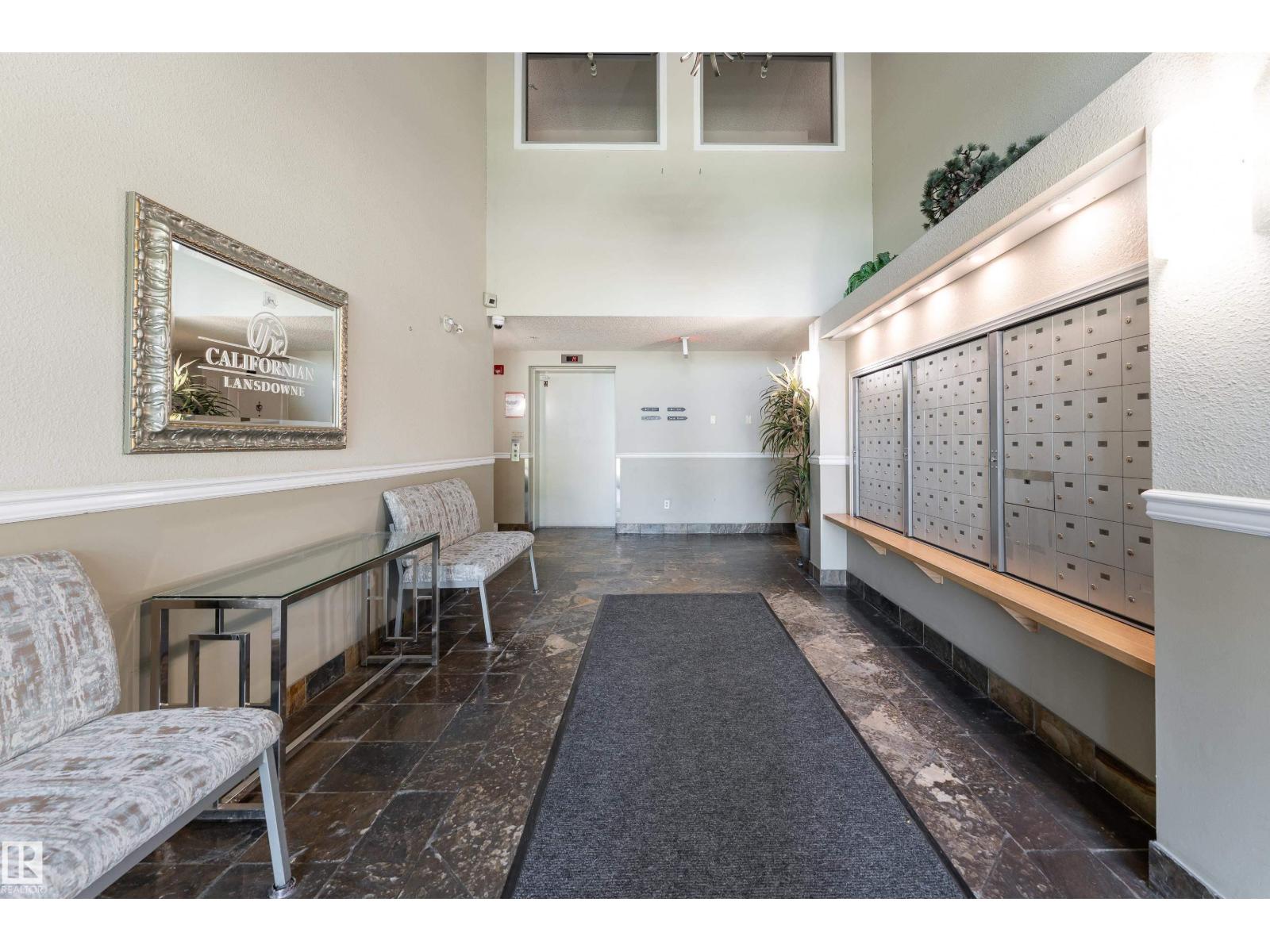 #404 12111 51 AV NW - 41