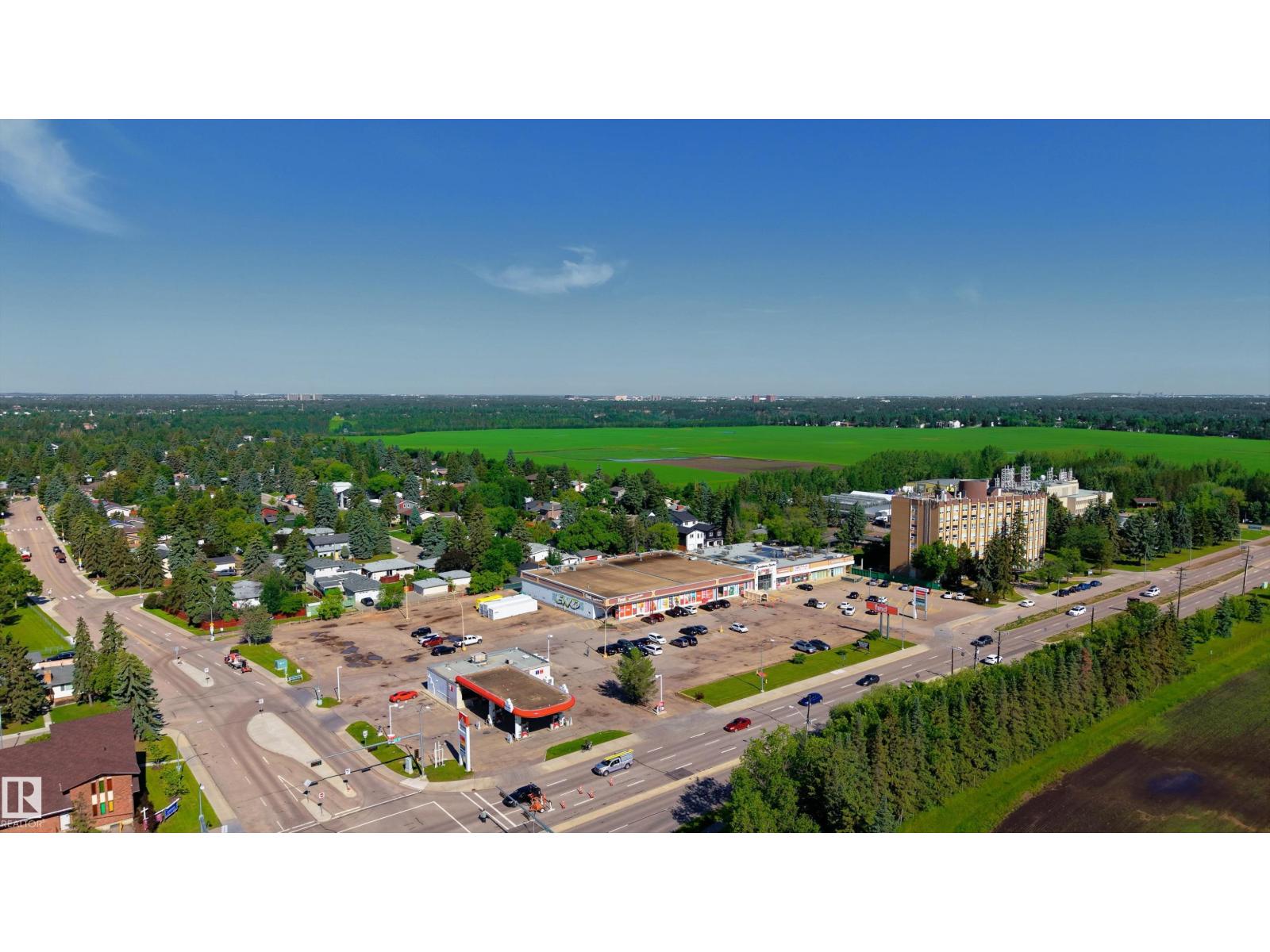 #404 12111 51 AV NW - 44