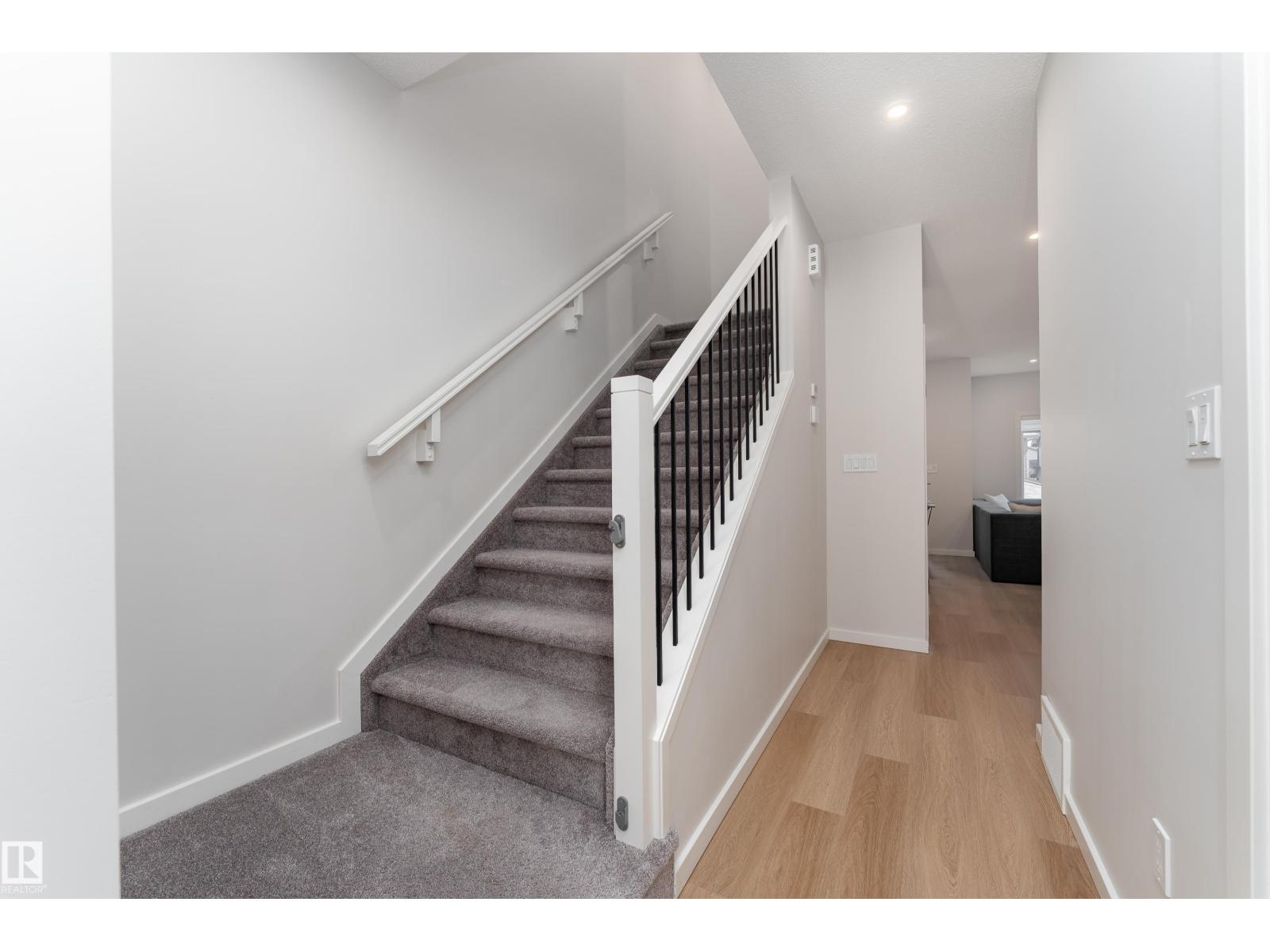 127 CANTER WD - 3