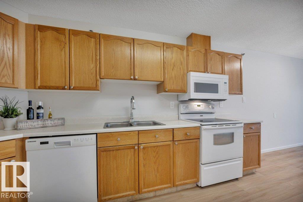 #404E 17511 98A AV NW - 11