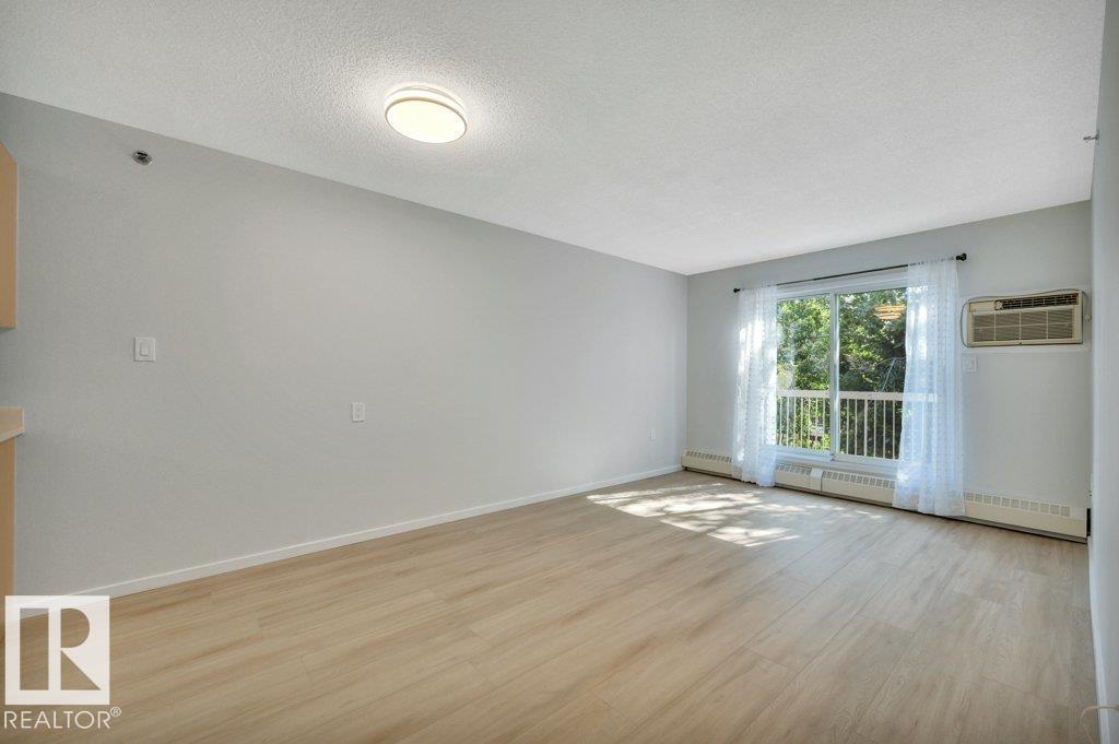 #404E 17511 98A AV NW - 15
