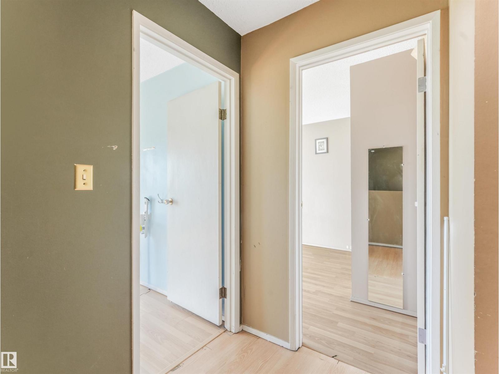 10488 28A AV NW — photo 25