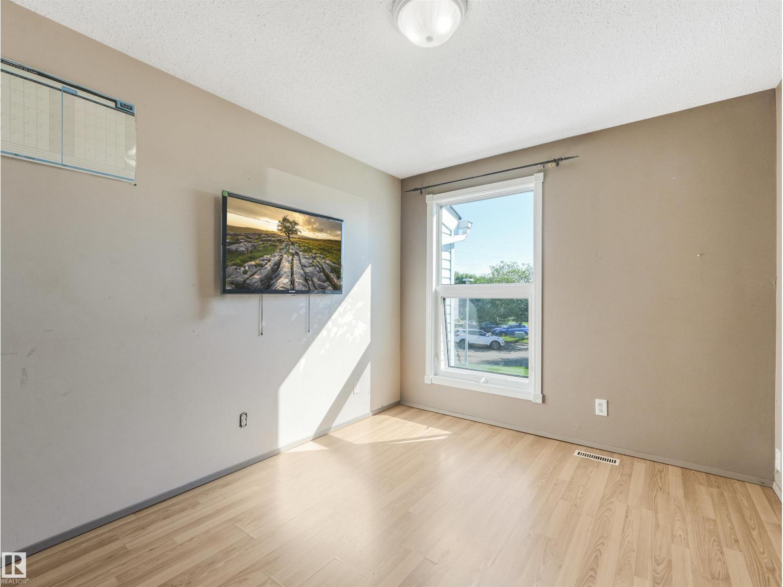 10488 28A AV NW — photo 27