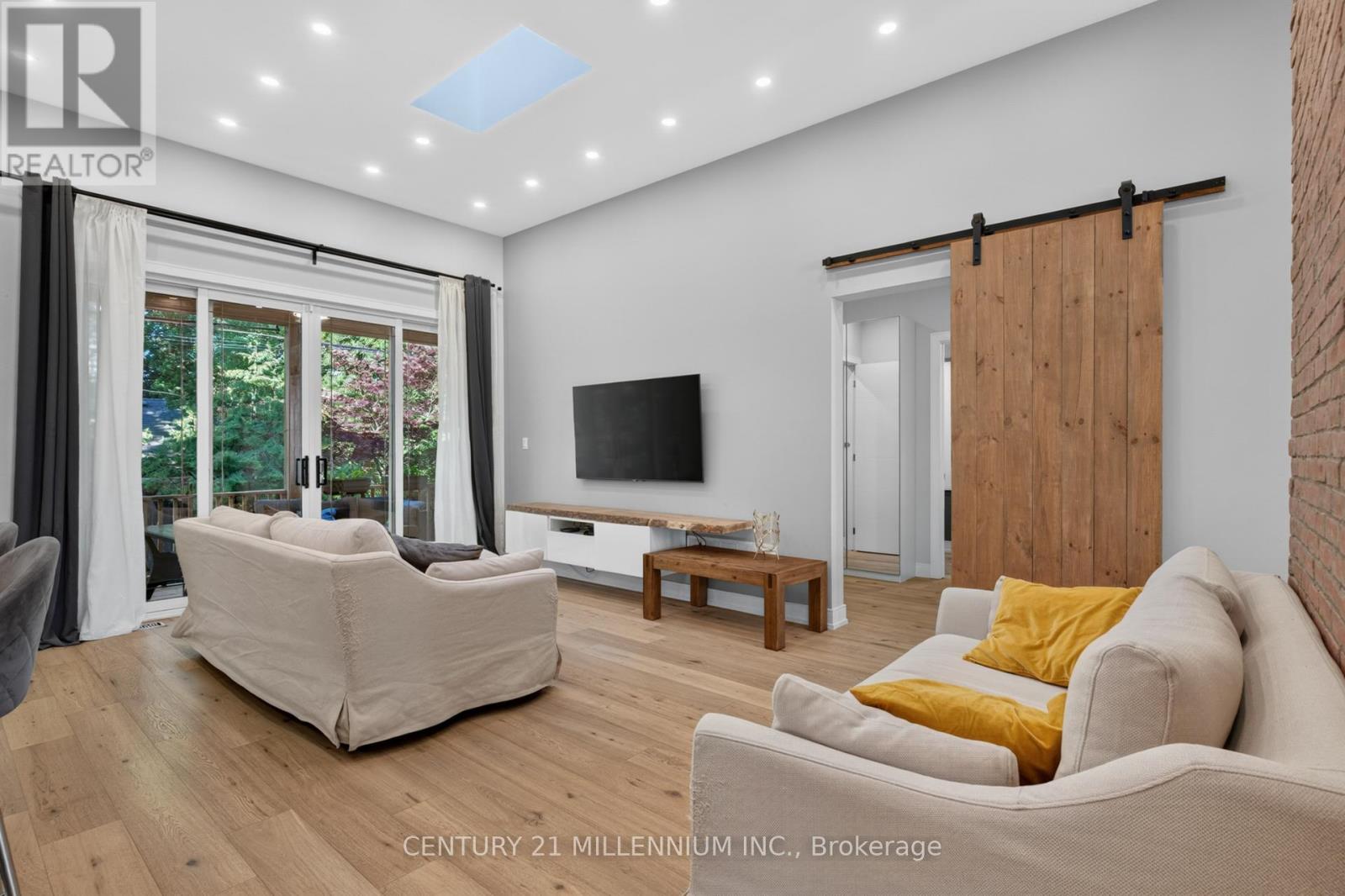 12 LEGATO COURT - 12