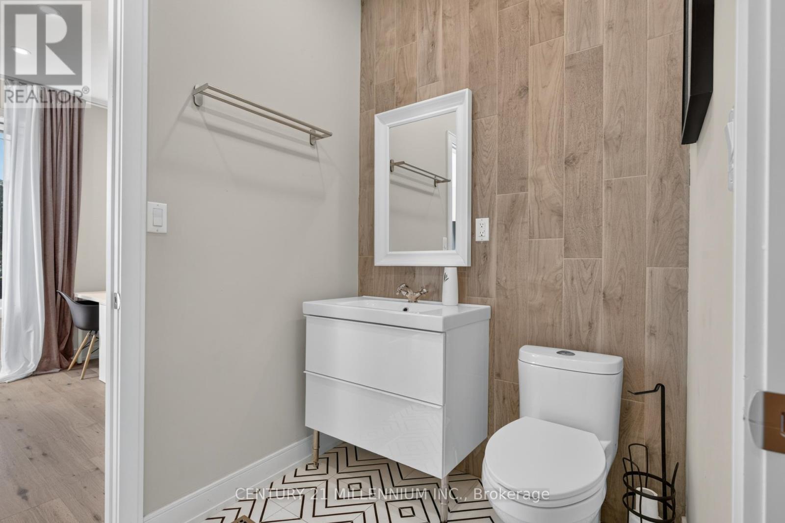 12 LEGATO COURT - 21