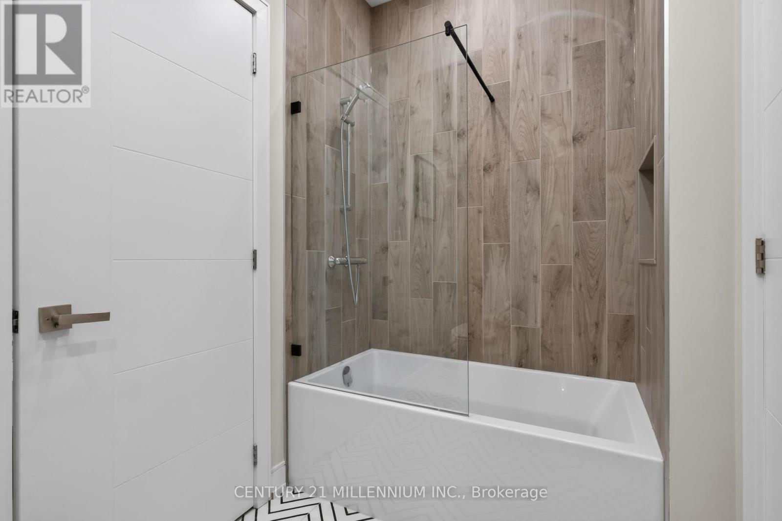 12 LEGATO COURT - 22