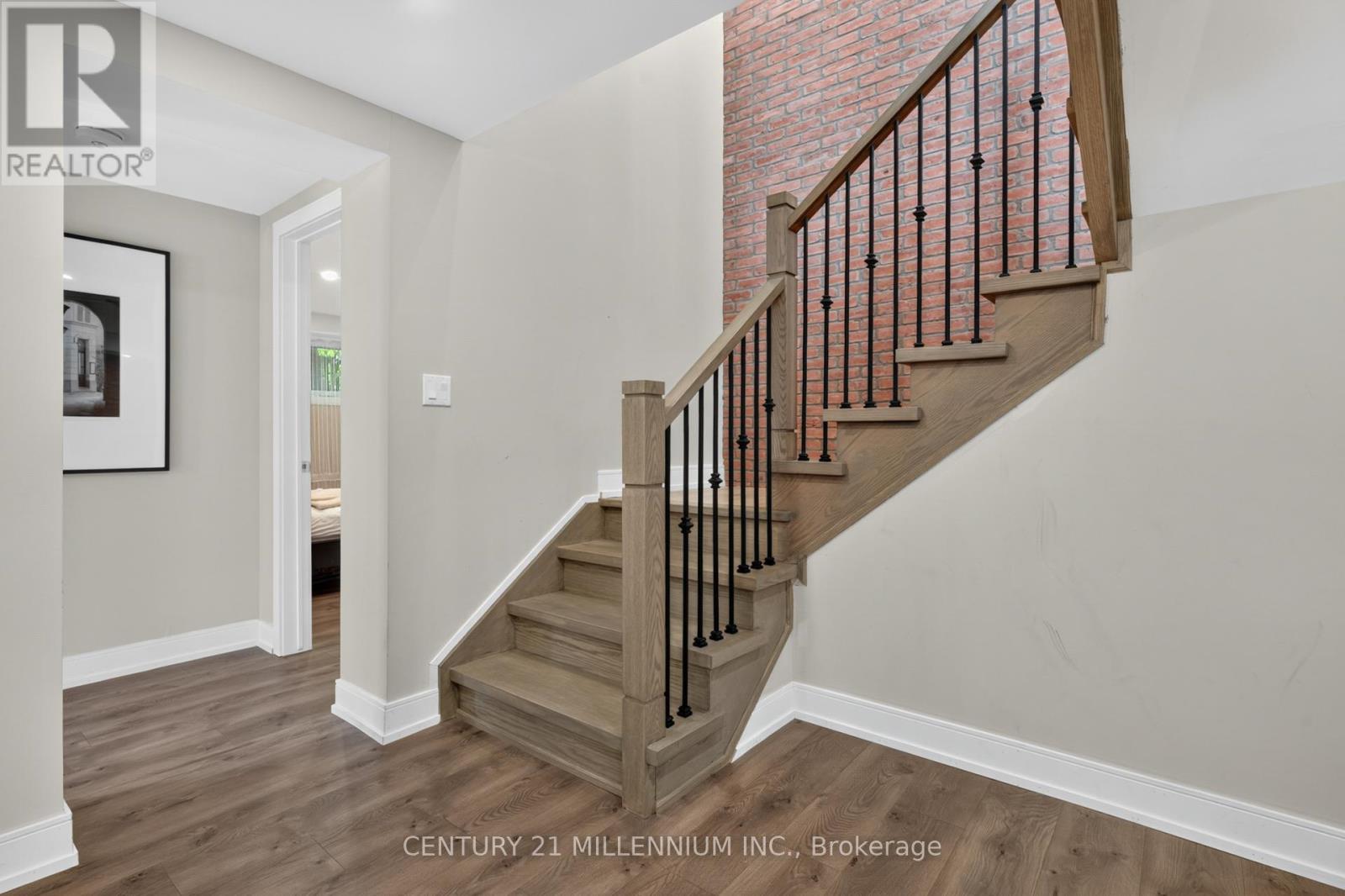 12 LEGATO COURT - 24