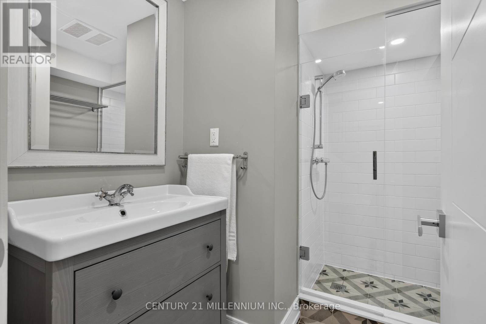 12 LEGATO COURT - 28