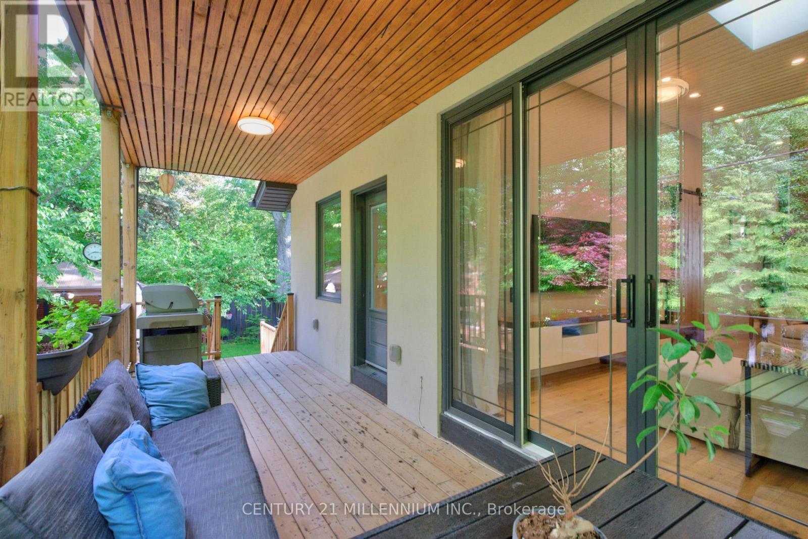 12 LEGATO COURT - 44