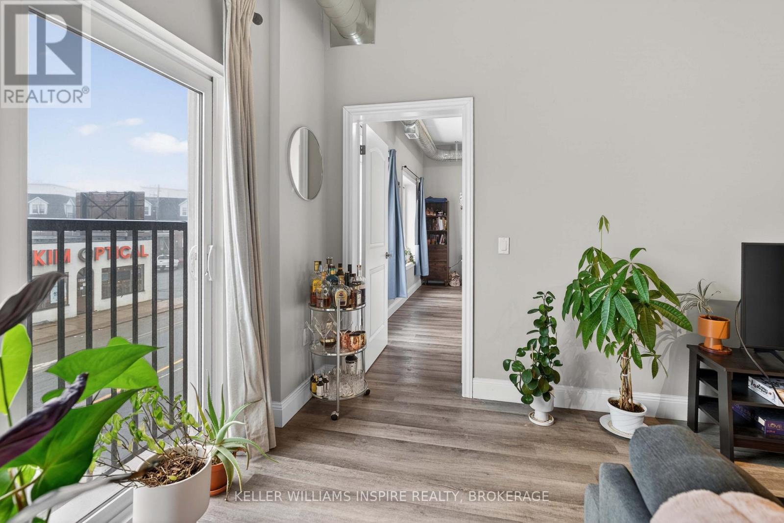 #207 630 PRINCESS STREET - 23
