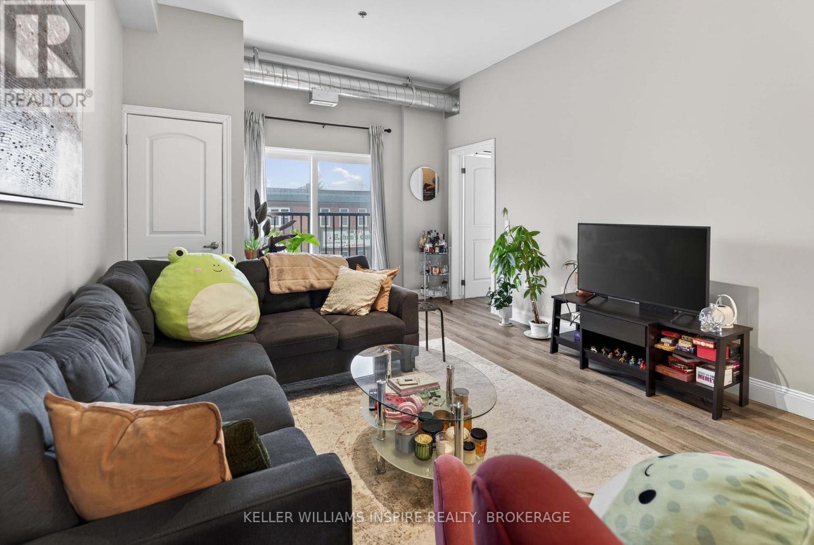 #207 630 PRINCESS STREET - 18