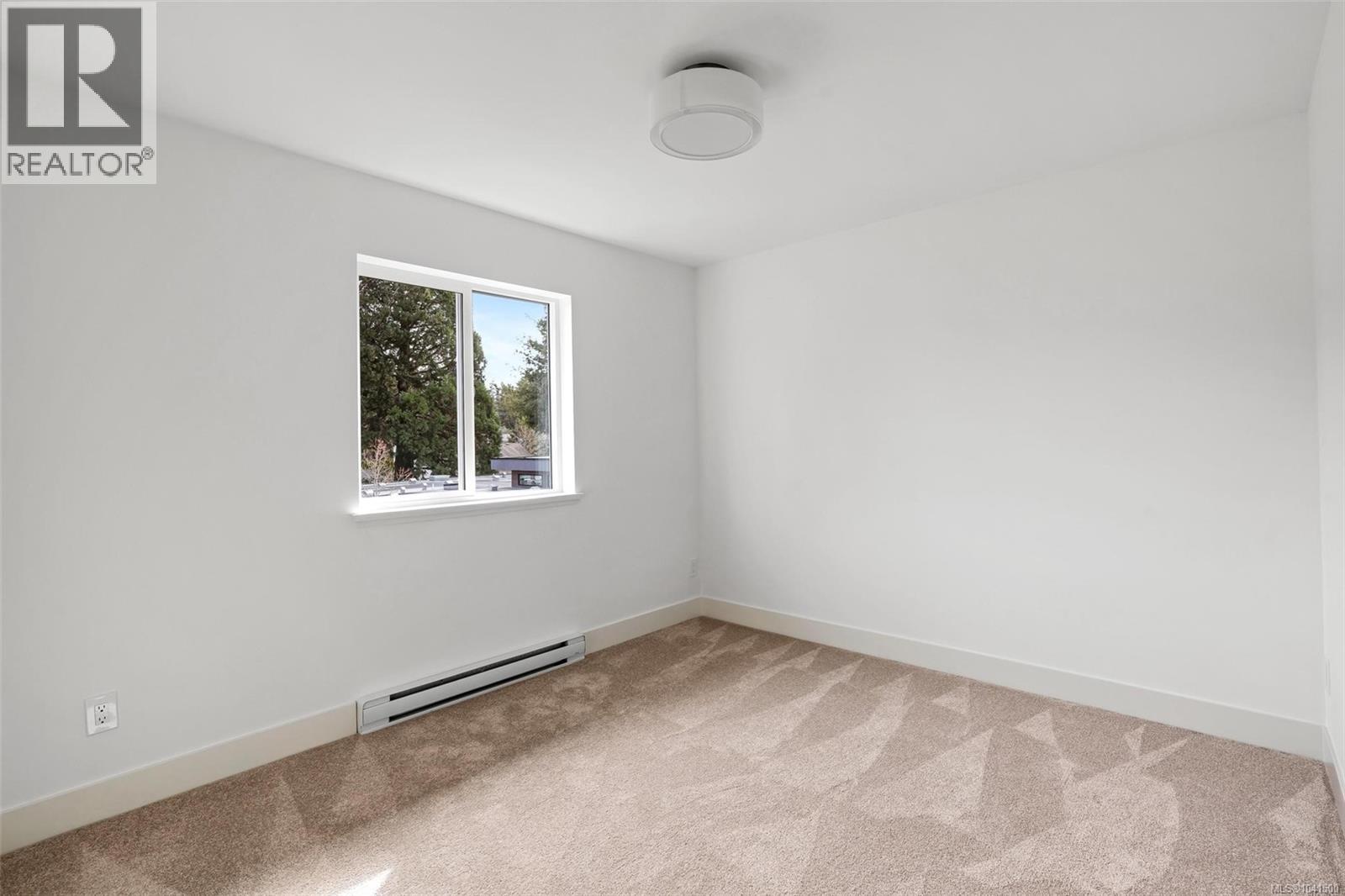#2 1559 Ash Rd - 43