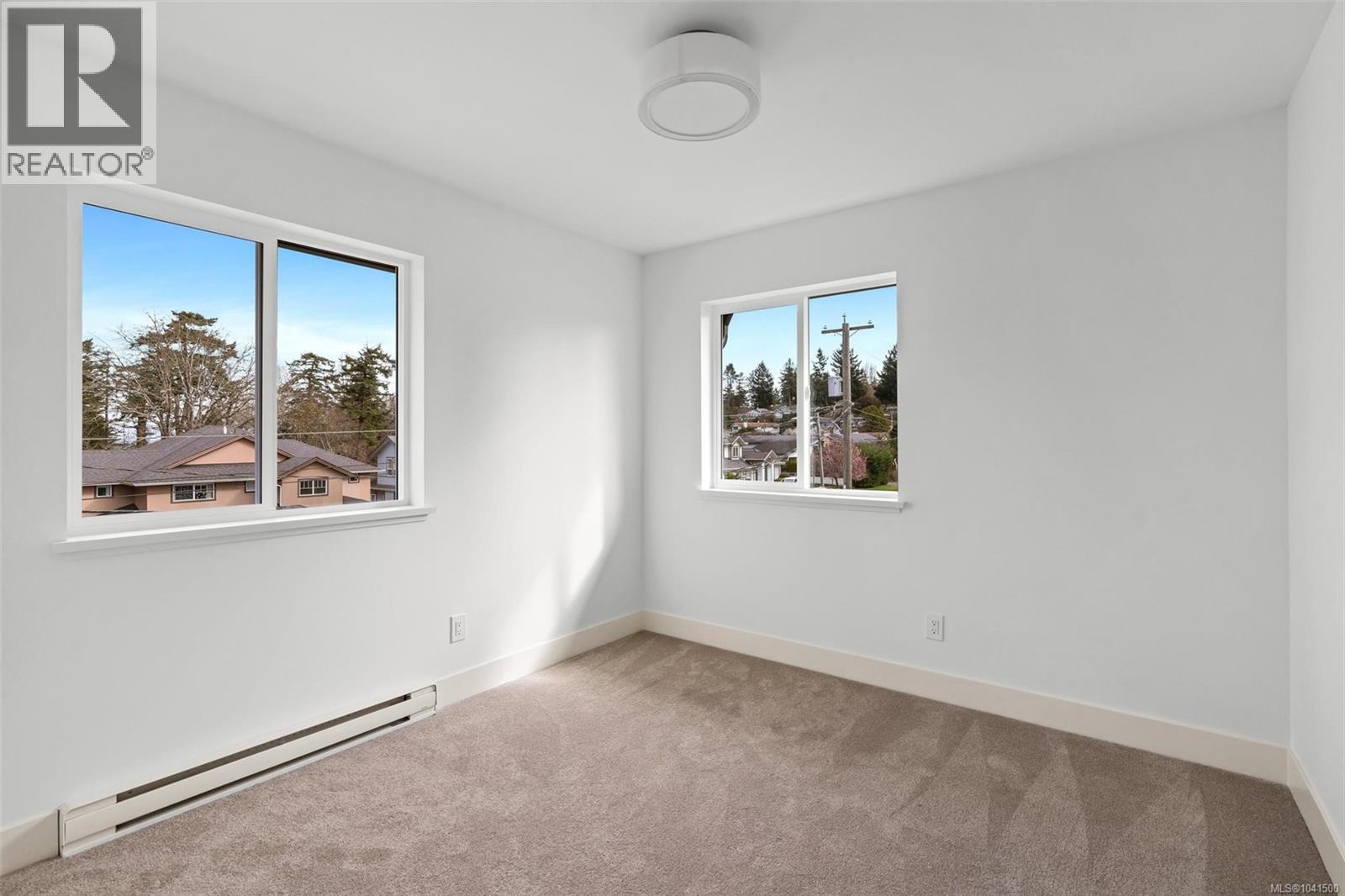 #2 1559 Ash Rd - 45