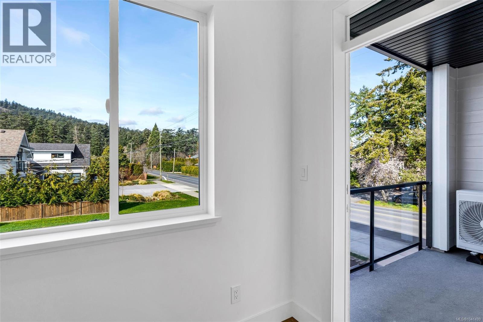#3 1559 Ash Rd - 28