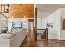 254 Oakridge Trail, Skead, ON P0M2Y0 Photo 17