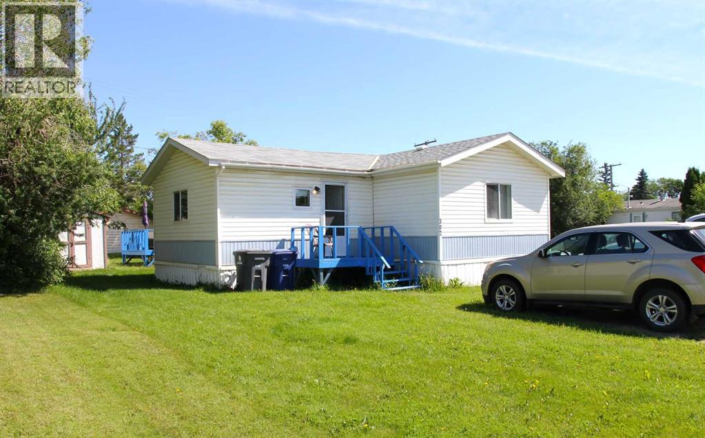 302 1 Avenue W - 1