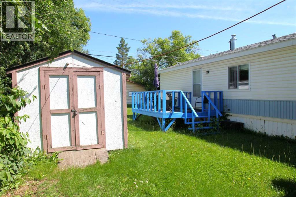302 1 Avenue W - 16