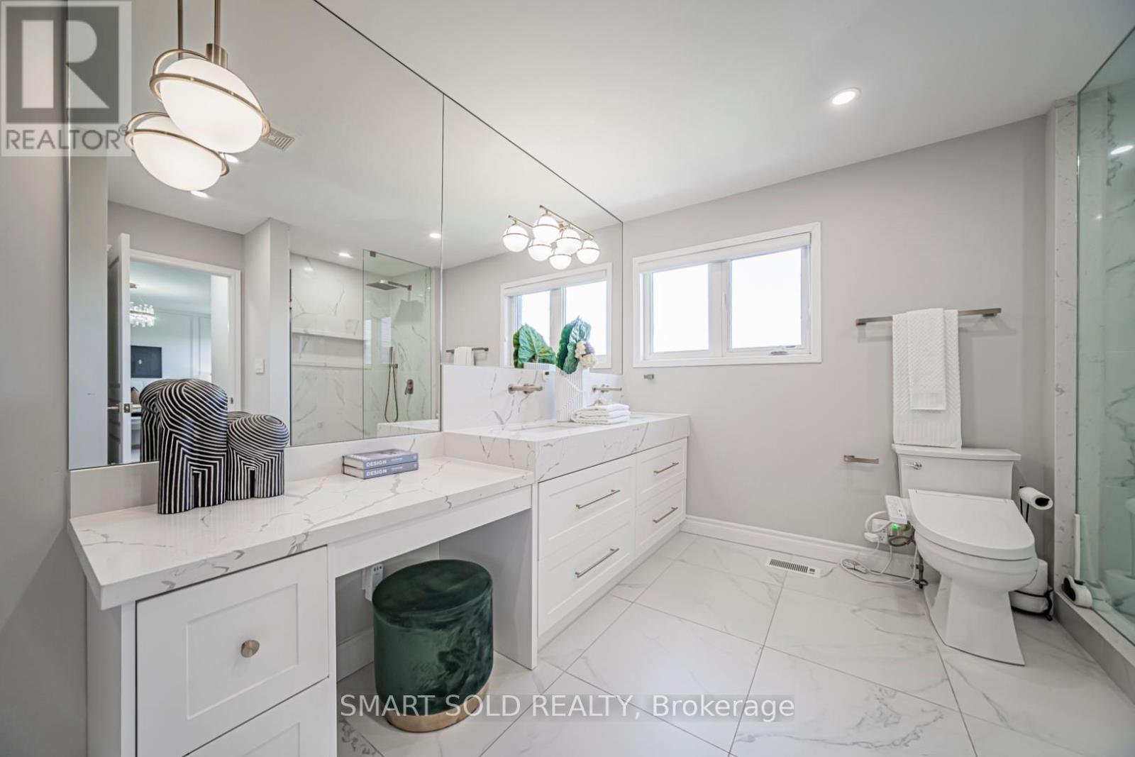 8 GORDON WEEDEN ROAD - 24