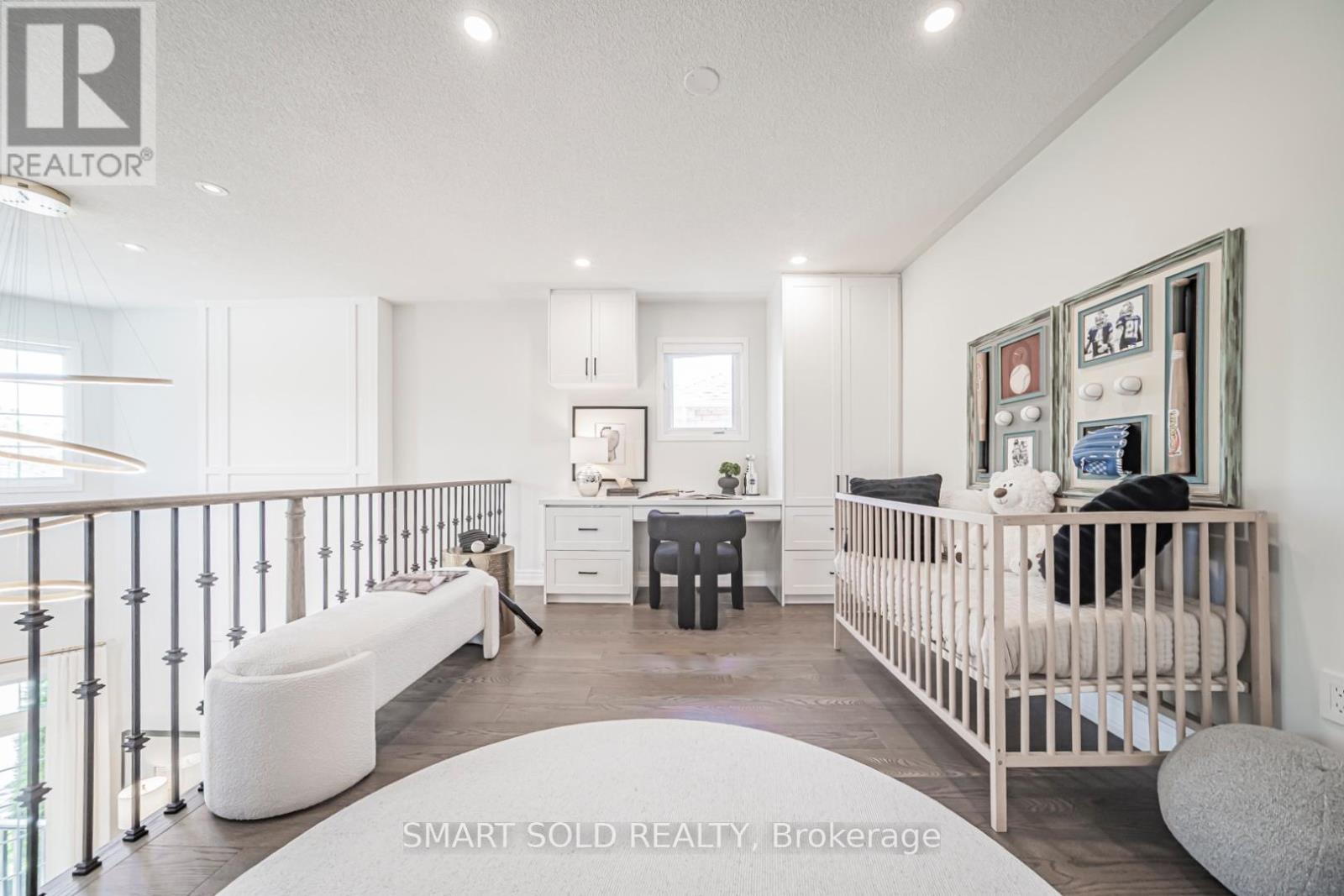 8 GORDON WEEDEN ROAD - 31