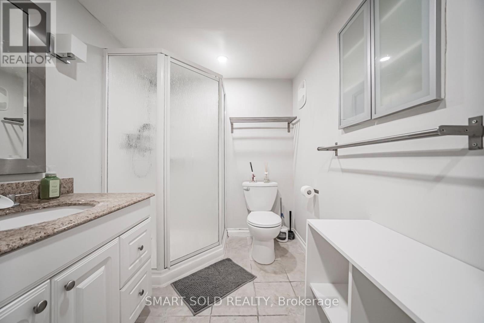 8 GORDON WEEDEN ROAD - 38