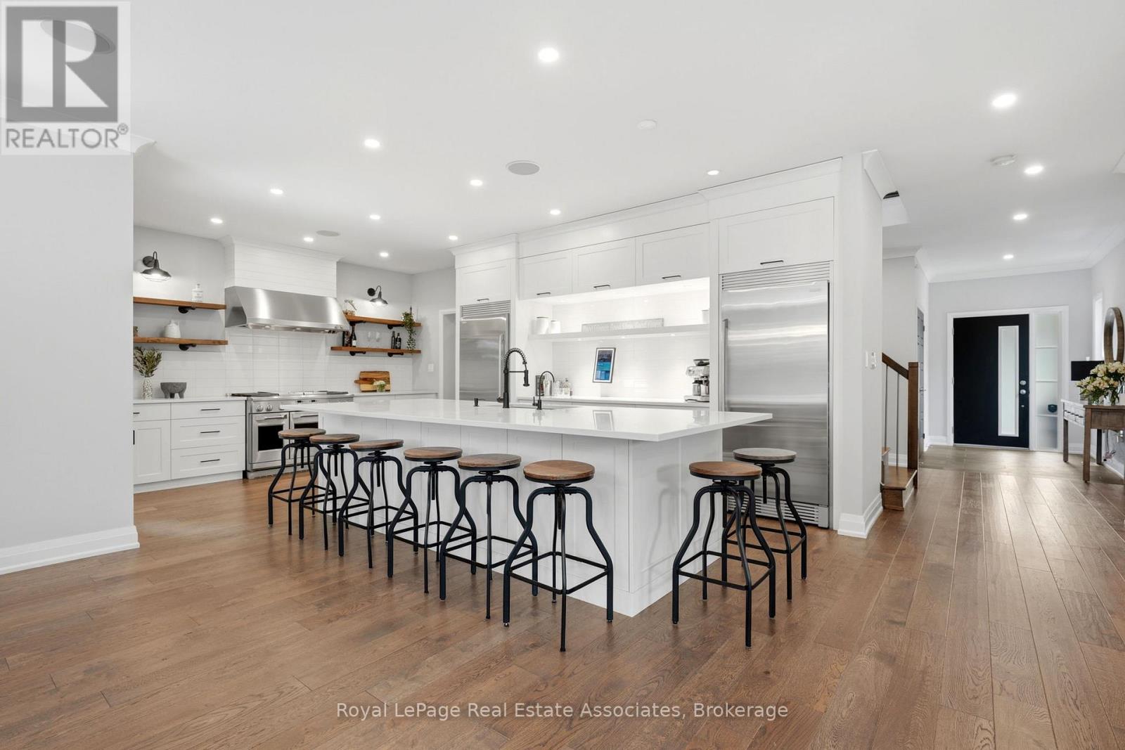 26 MARKET STREET - 17
