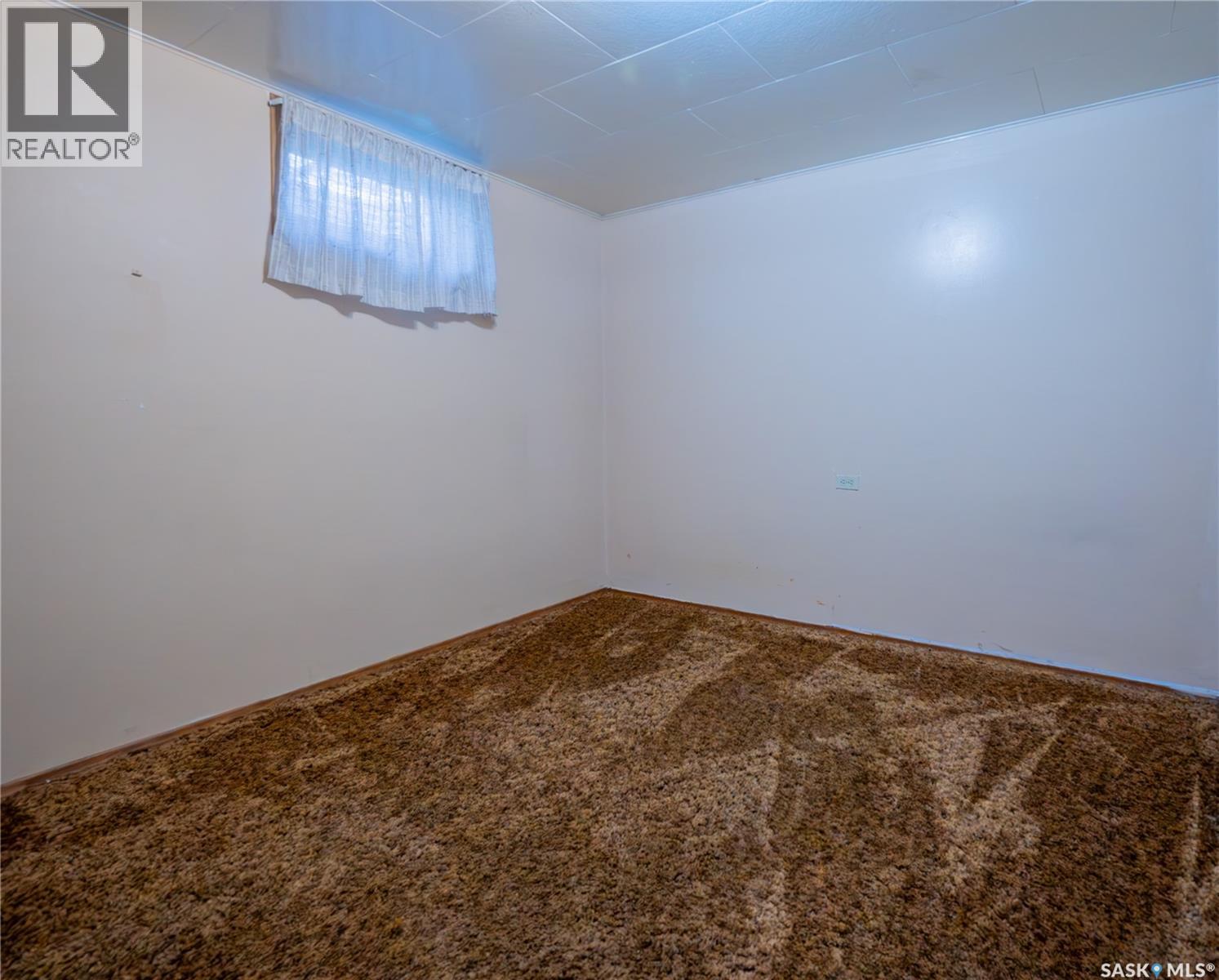 32 Clarke AVENUE - 19