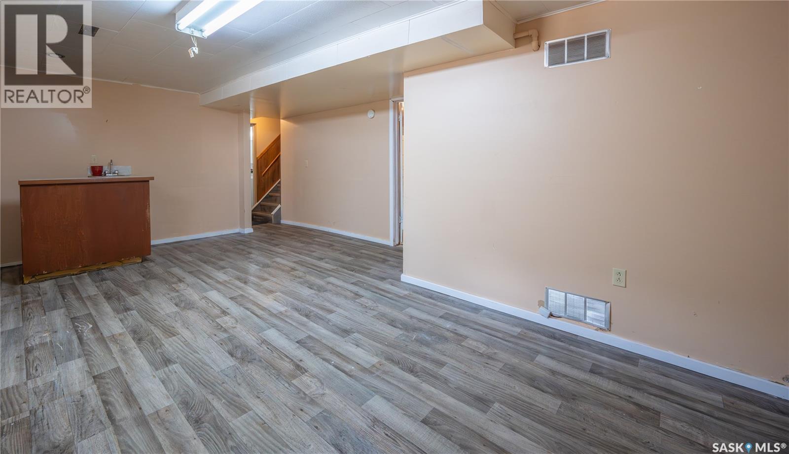 32 Clarke AVENUE - 20