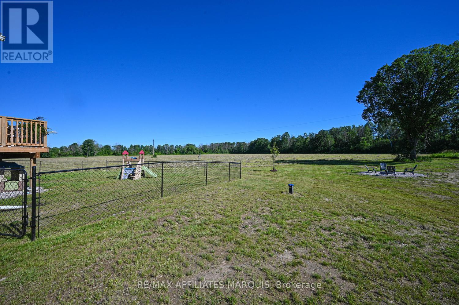 1162 RIDEAU RIVER ROAD - 44