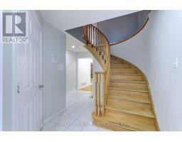 Bedroom 3 - 35 Wildberry Crescent, Brampton, ON L6R1K1 Photo 7