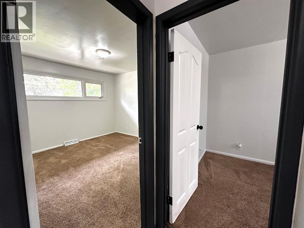 5217 53A Avenue - 15