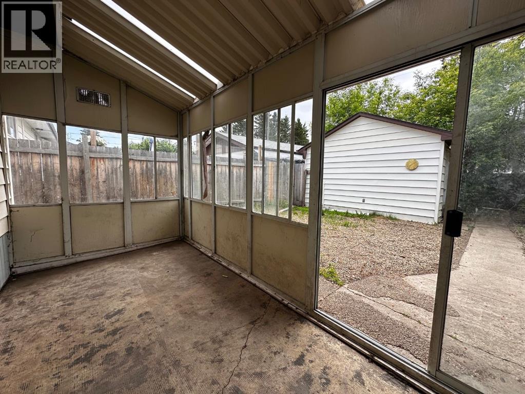 5217 53A Avenue - 45