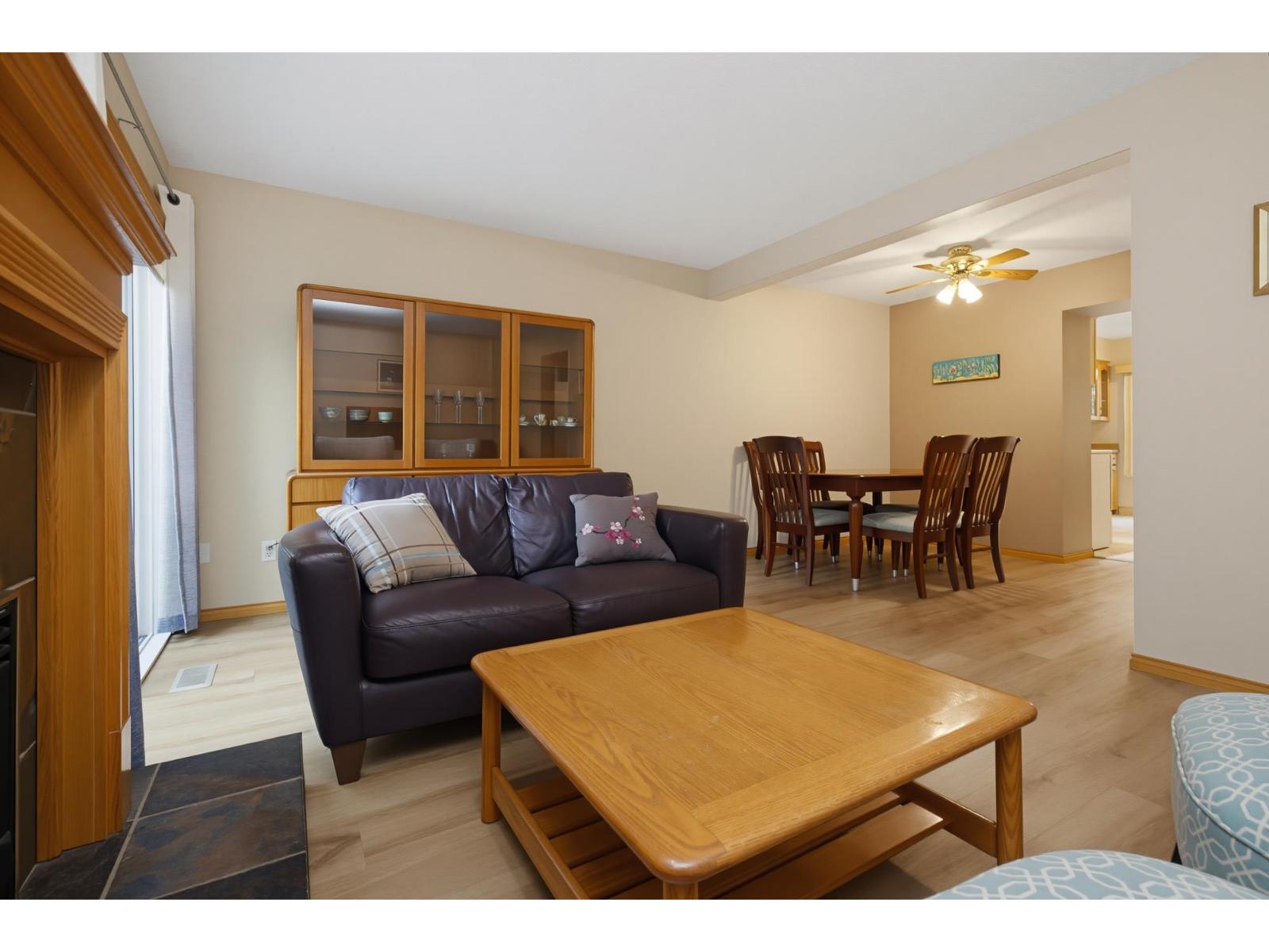 28 3015 TRETHEWEY STREET, Abbotsford