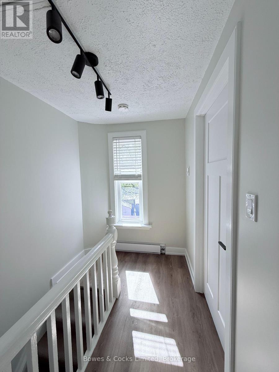383-387 MARK STREET - 22
