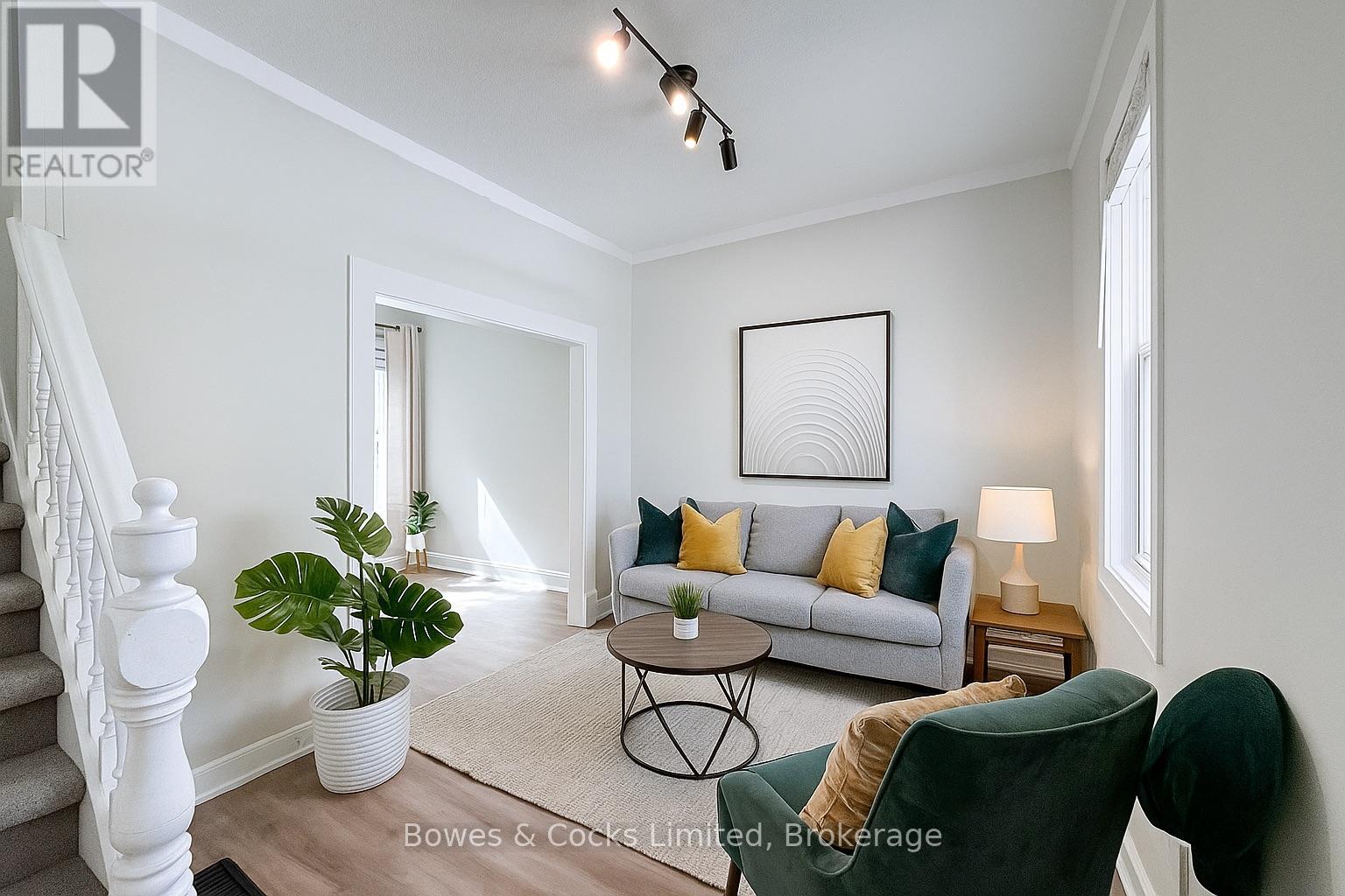 383-387 MARK STREET - 3