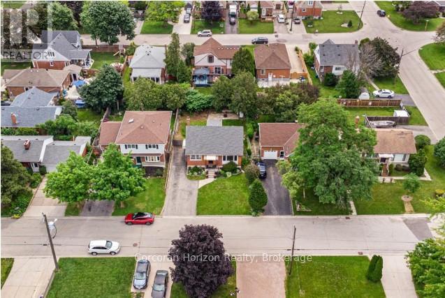 43 WYNGATE AVENUE E - 37